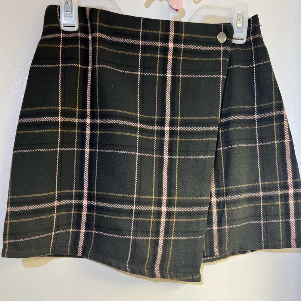 No boundaries mini plaid skirt